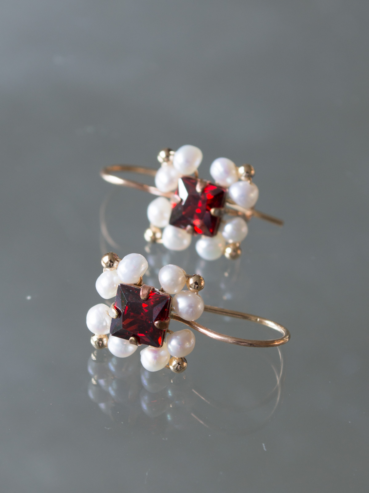 earrings Victoria red crystal, pearls